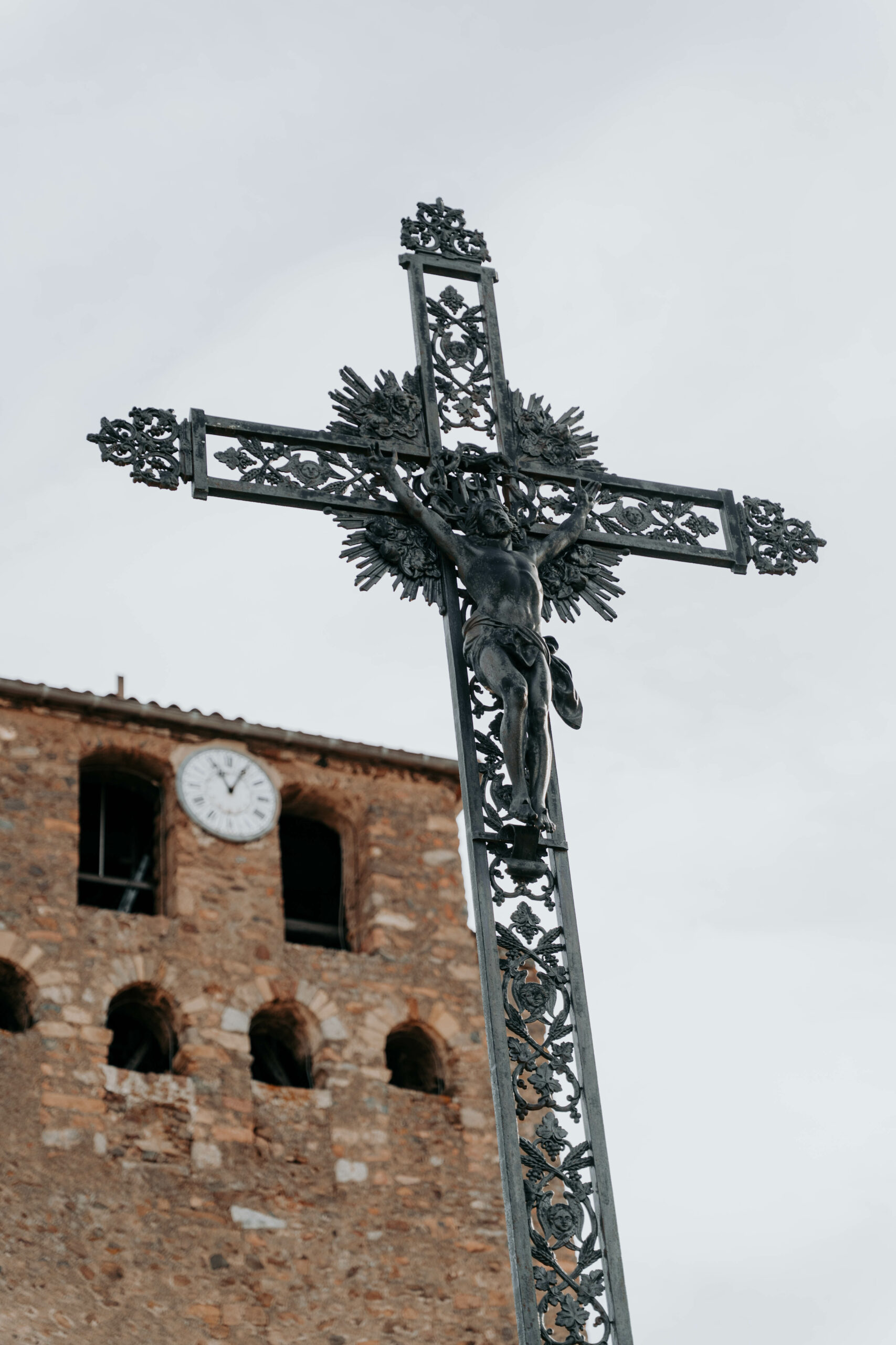 Clocher de l'église, détail architectural